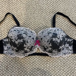 Victoria’s Secret bra